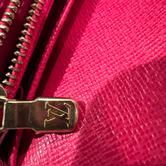 Louis Vuitton Pink Women's wallet very good condition - Picture 3 of 8